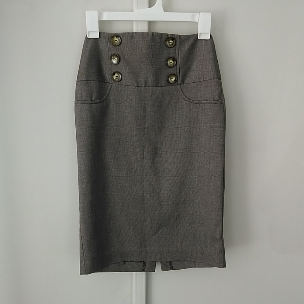 High waisted pencil skirt